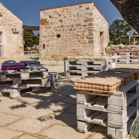 Villa Wepuglia - Trulli Don Diego Noci